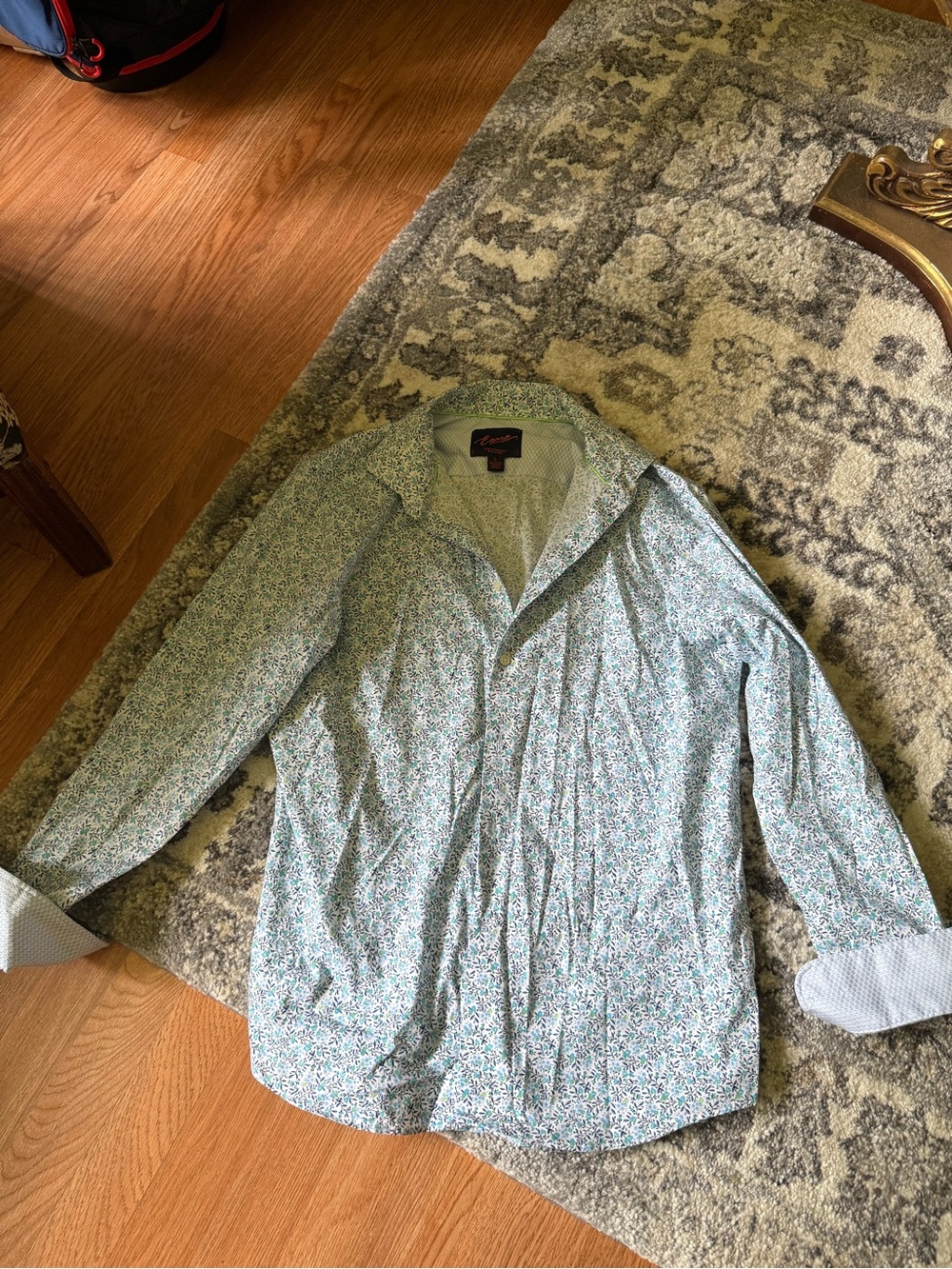 Never Worn Egara Button Down 💙